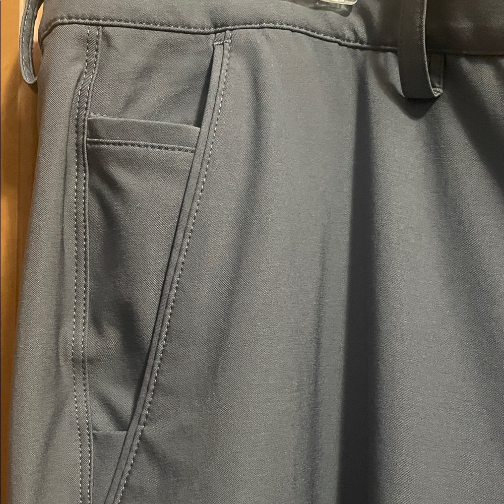 Greg Norman Performance Gray Men's Golf Dress Pants 42 x 30 - Picture 5 of 11